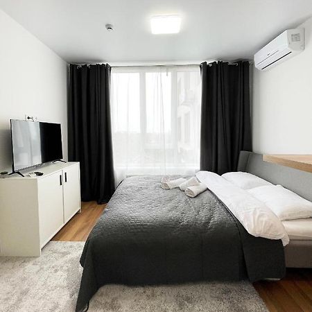 Cube House Apartment Kiev Bagian luar foto