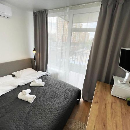 Cube House Apartment Kiev Bagian luar foto