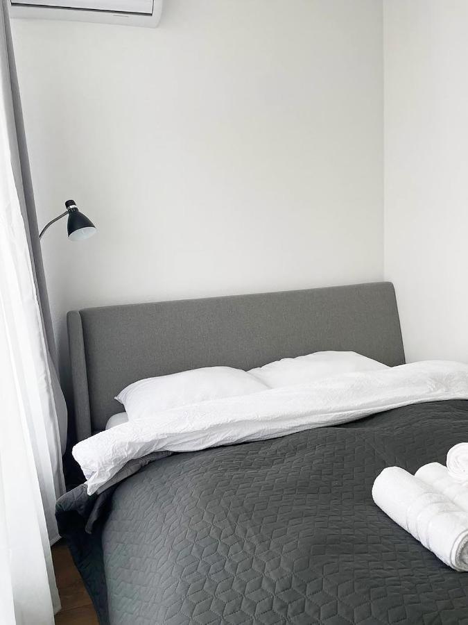 Cube House Apartment Kiev Bagian luar foto