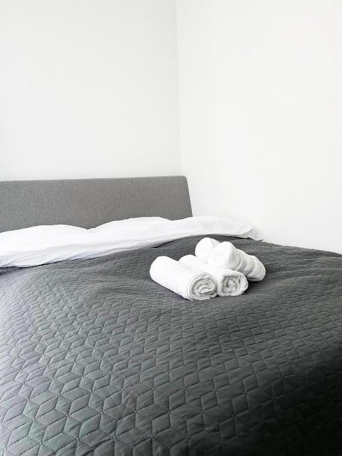 Cube House Apartment Kiev Bagian luar foto