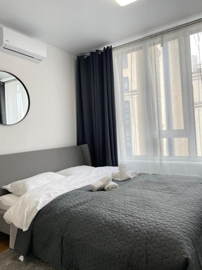 Cube House Apartment Kiev Bagian luar foto