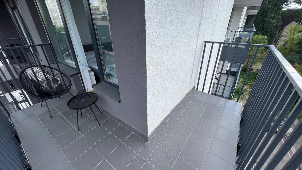 Cube House Apartment Kiev Bagian luar foto