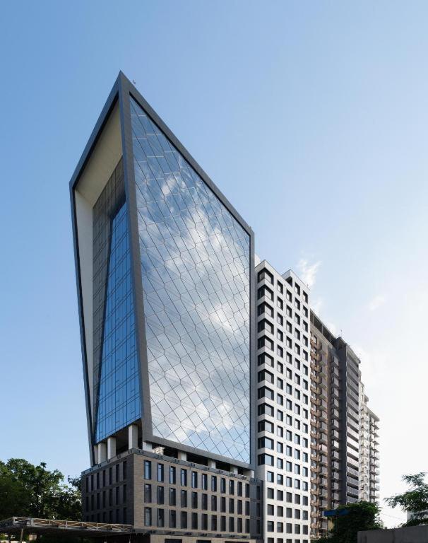 Cube House Apartment Kiev Bagian luar foto
