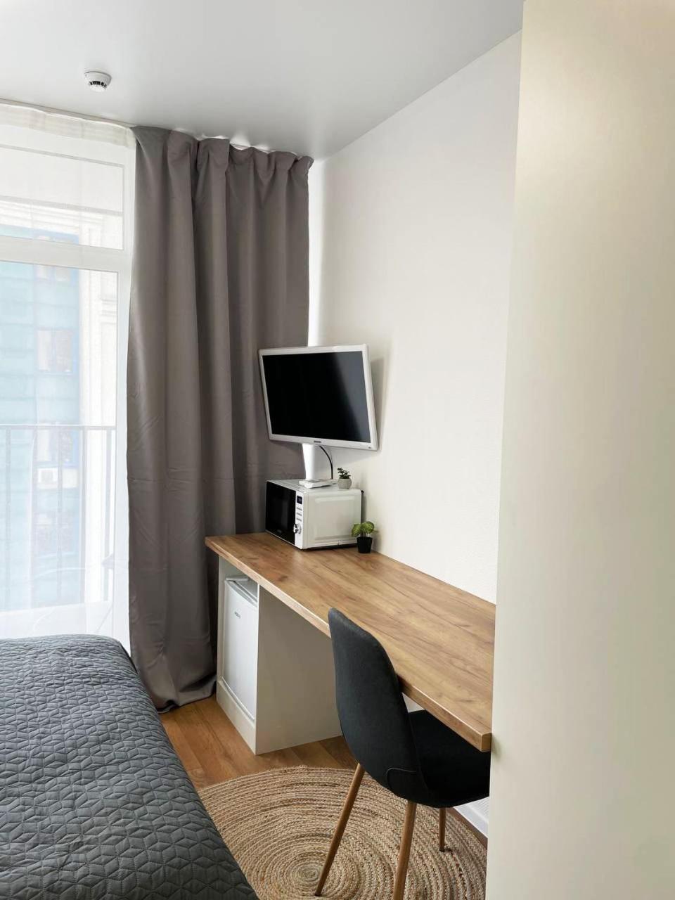 Cube House Apartment Kiev Bagian luar foto