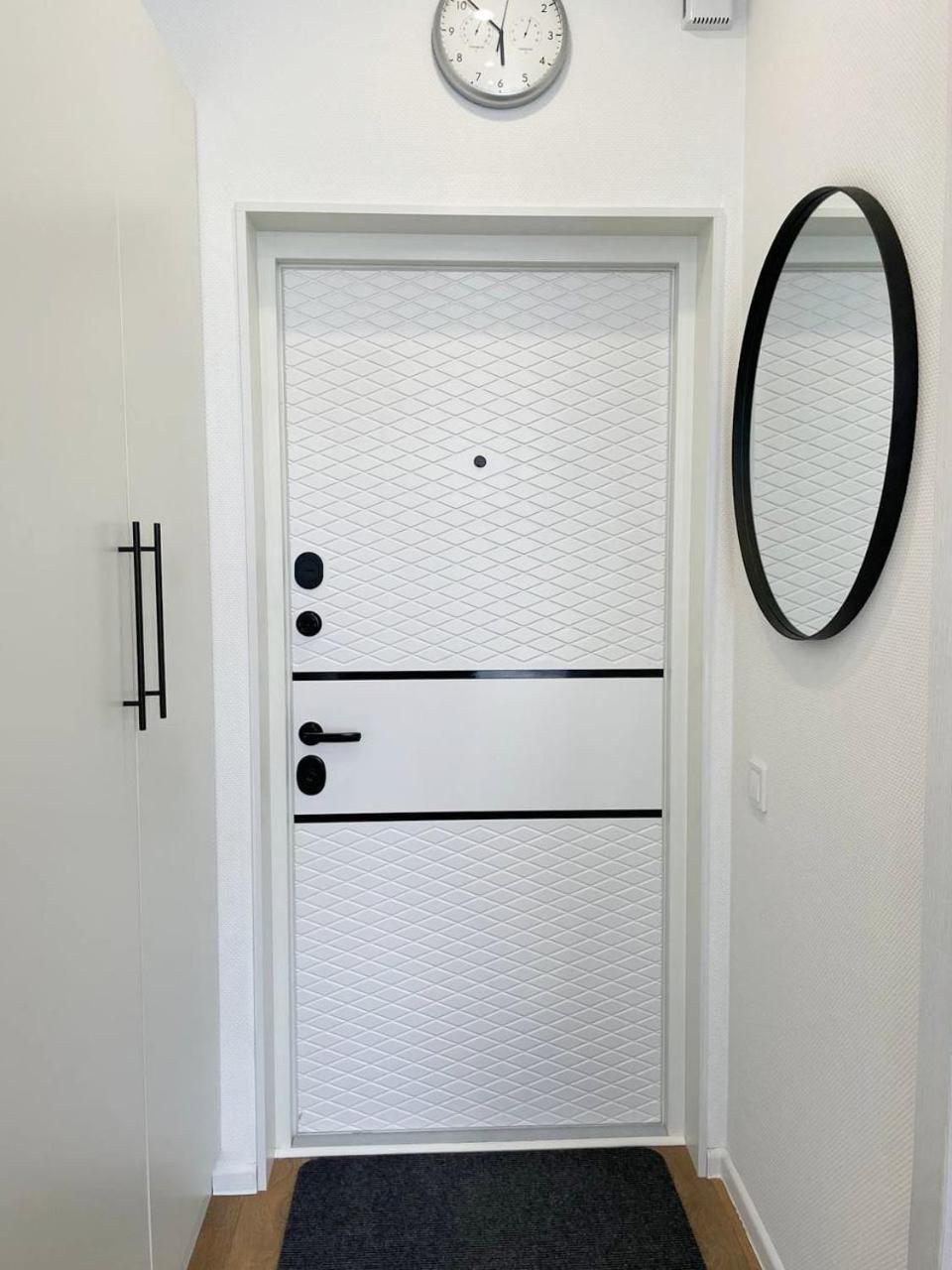 Cube House Apartment Kiev Bagian luar foto